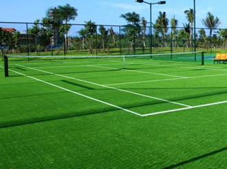 人造草坪網(wǎng)球場(chǎng)